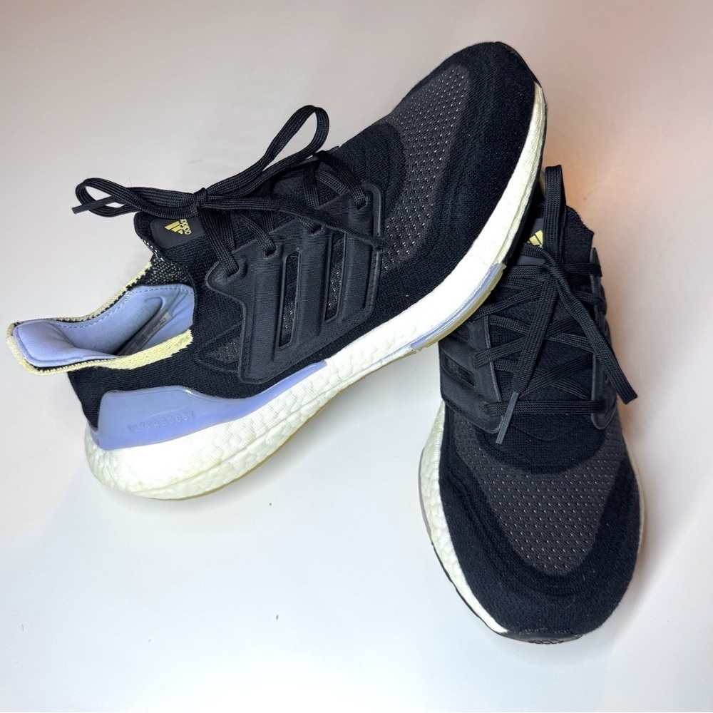 Adidas Women's Black and Lavender Running Shoes - Picture 3 of 10